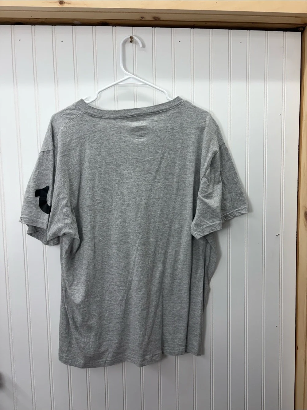 True Religion Men's Light Gray V-Neck Short Sleeve cotton lightweight Tee